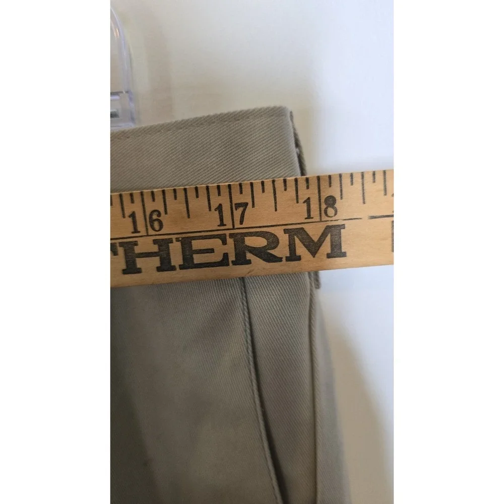 New Lee Relaxed Fit Chino Pants‎ Mens 36x34 Khaki Stain Resistant Pleated Twill